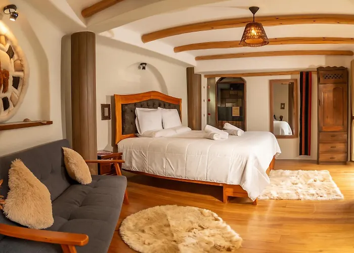 Hotel Raicesinkas Calca