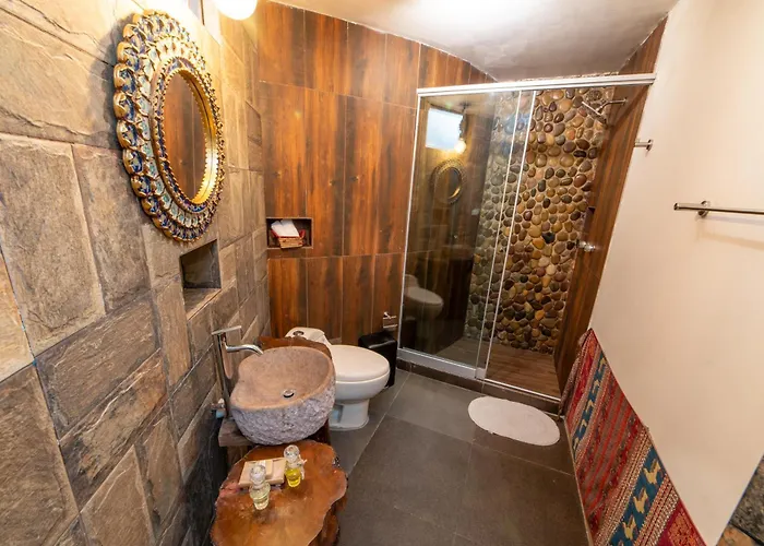 Hotel Raicesinkas Calca